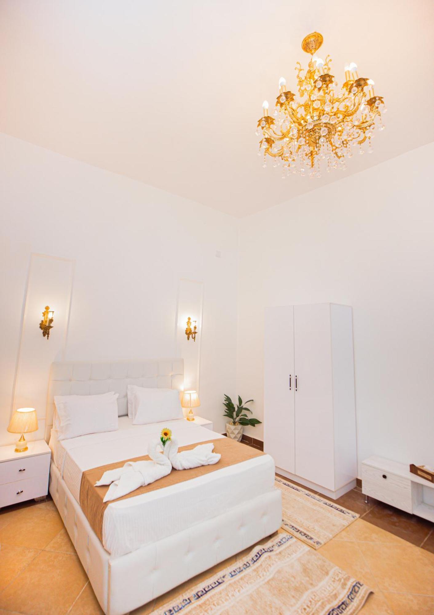 Hotel Downtown Antique 3*